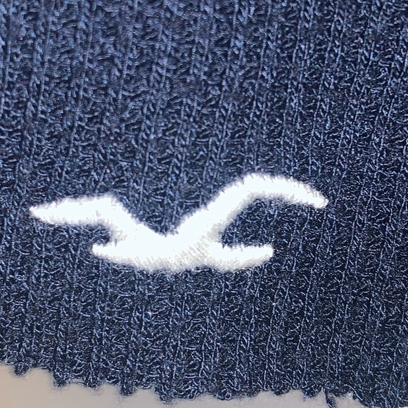 HOLLISTER BOYFRIEND TEE - Picture 4 of 7